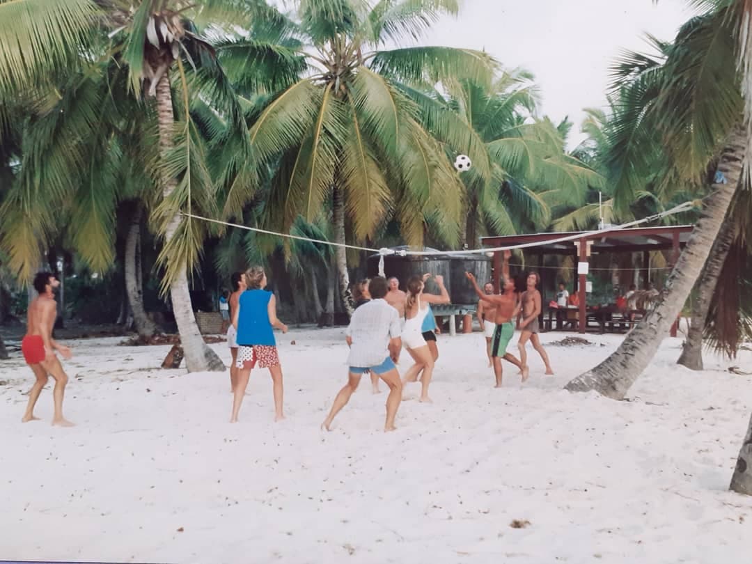 /21c Cocos Keeling Island Travellers playing volleyball on island.jpg